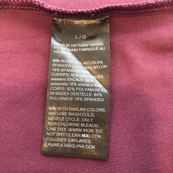 WHBM Lace-Hem Cami size L - Picture 9 of 9